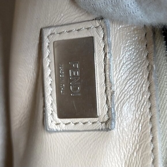Authentic Fendi Beige Leather Hand Bag mn764-121225 - Picture 15 of 16
